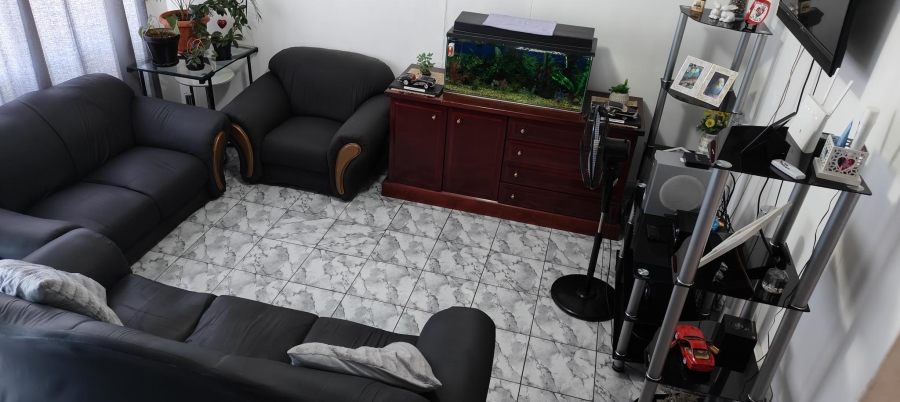 2 Bedroom Property for Sale in Sidwell Eastern Cape